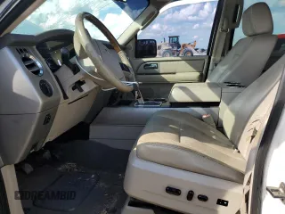 2008 Ford Expedition Limited z VIN 1FMFU19518LA16748, wystawiony jako Copart lot #74082134 z przebiegiem 121 592 mil mil oraz Szkoda całkowita • Salvage title. Historia ofert i sprzedaży dostępna na DreamBid. Obrazek 7.