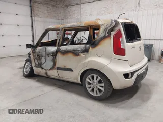 2013 Kia Soul with VIN KNDJT2A51D7525020, listed as a IAAI auction lot 41599276 with 1 mi miles. Bid and sale history available at carsss.com. Image 3.