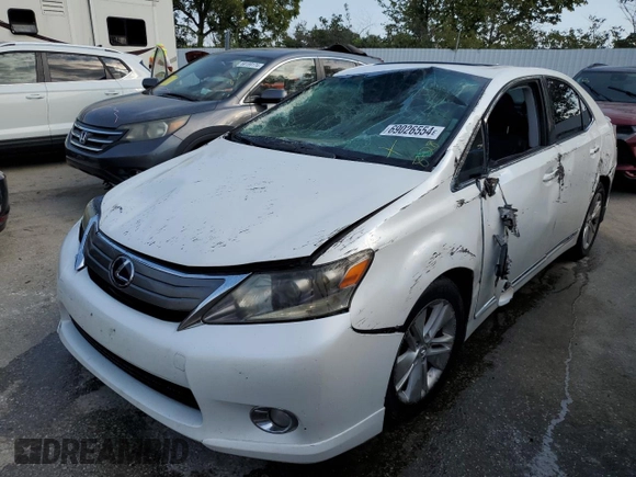 2010 Lexus HS 250h with VIN JTHBB1BAXA2010196, listed as a Copart auction lot 69026554 with 189,892 mi miles and Salvage Title. Bid and sale history available at DreamBid. Image 1.