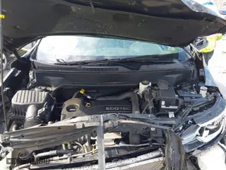 2019 Chevrolet Equinox LT with VIN 2GNAXKEV3K6275461, listed as a IAAI auction lot 41666491 with 129,082 mi miles. Bid and sale history available at carsss.com. Image 10.