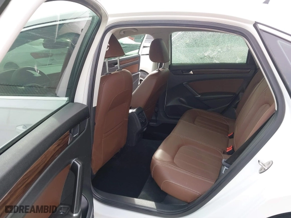 2022 Volkswagen Passat 2.0T Limited Edition with VIN 1VWBA7A32NC006523, listed as a IAAI auction lot 41263642 with 52,578 mi miles. Bid and sale history available at carsss.com. Image 8.