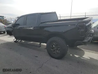 2019 Chevrolet Silverado 1500 Custom Trail Boss with VIN 3GCPYCEF6KG117800, listed as a Copart auction lot 48222495 with 72,401 mi miles and Salvage Title. Bid and sale history available at carsss.com. Image 2.