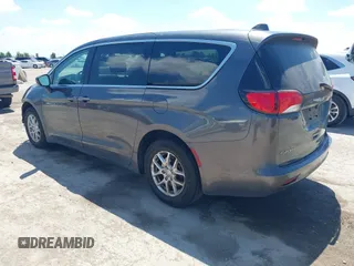 2020 Chrysler Voyager LX z VIN 2C4RC1CG2LR131258, wystawiony jako IAAI lot #42237185 z przebiegiem 138 945 mil mil oraz . Historia ofert i sprzedaży dostępna na DreamBid. Obrazek 3.