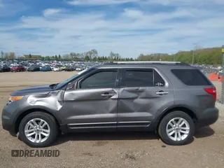 2011 Ford Explorer XLT z VIN 1FMHK8D86BGA56011, wystawiony jako IAAI lot #42134788 z przebiegiem 114 652 mil mil oraz . Historia ofert i sprzedaży dostępna na DreamBid. Obrazek 14.