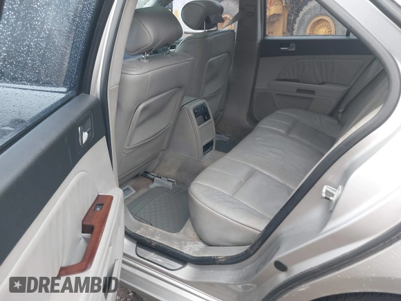 2005 Cadillac STS with VIN 1G6DW677350165850, listed as a IAAI auction lot 41563558 with 175,344 mi miles and . Bid and sale history available at carsss.com. Image 8.