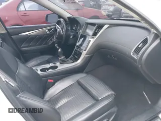 2018 Infiniti Q50 3.0t LUXE with VIN JN1EV7AP2JM363487, listed as a IAAI auction lot 40621618 with 125,508 mi miles. Bid and sale history available at carsss.com. Image 5.