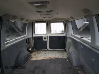 2007 Ford Econoline Passenger XL z VIN 1FMNE11W37DA78514, wystawiony jako Copart lot #88701135 z przebiegiem 192 339 mil mil oraz Szkoda całkowita • Salvage title. Historia ofert i sprzedaży dostępna na DreamBid. Obrazek 10.