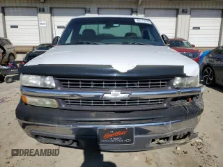 2000 Chevrolet Silverado 1500 with VIN 1GCEK14T1YZ263275, listed as a Copart auction lot 46779595 with 144,052 mi miles and Salvage Title. Bid and sale history available at carsss.com. Image 5.