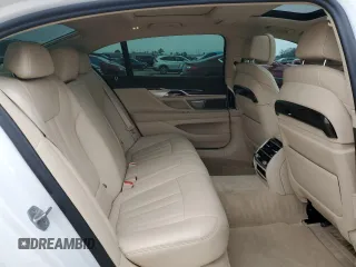 2021 BMW 7 Series 740i with VIN WBA7T2C09MCG32688, listed as a Copart auction lot 88122315 with 30,668 mi miles and Salvage title. Bid and sale history available at DreamBid. Image 11.