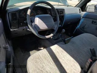 1999 Toyota Tacoma z VIN 4TANL42N5XZ453478, wystawiony jako Copart lot #56711635 z przebiegiem 197 412 mil mil oraz Szkoda całkowita • Salvage title. Historia ofert i sprzedaży dostępna na DreamBid. Obrazek 8.