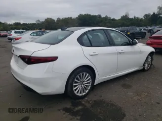 2022 Alfa Romeo Giulia with VIN ZARFANAN8N7657180, listed as a Copart auction lot 71951794 with 59,024 mi miles and Salvage Title. Bid and sale history available at carsss.com. Image 3.
