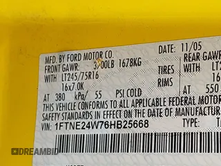 2006 Ford Econoline Cargo with VIN 1FTNE24W76HB25668, listed as a IAAI auction lot 42183528 with 225,468 mi miles and . Bid and sale history available at carsss.com. Image 9.