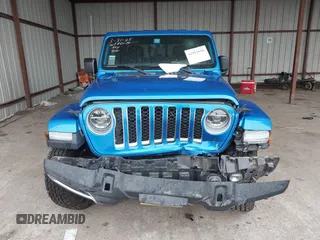 2020 Jeep Gladiator Overland with VIN 1C6HJTFG6LL212997, listed as a IAAI auction lot 41952950 with 60,803 mi miles and . Bid and sale history available at DreamBid. Image 12.