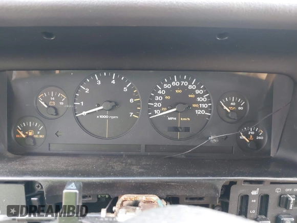 1996 Jeep Grand Cherokee Limited with VIN 1J4GZ78S0TC235692, listed as a IAAI auction lot 41945617 with Not provided miles and . Bid and sale history available at DreamBid. Image 7.