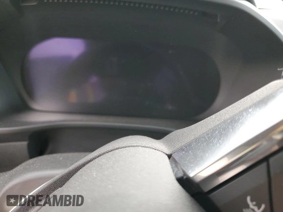 2023 Volvo C40 Ultimate с VIN YV4ED3GM8P2037040, выставлен на аукционе Copart как лот 37162894 с пробегом Не указан миль и . История ставок и продаж доступна на DreamBid. Изображение 9.
