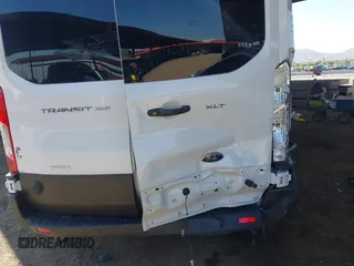 2024 Ford Transit Passenger XL z VIN 1FBAX2CG2RKA75017, wystawiony jako IAAI lot #42463080 z przebiegiem 20 185 mil mil oraz . Historia ofert i sprzedaży dostępna na DreamBid. Obrazek 6.