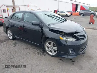 2013 Toyota Corolla L with VIN 2T1BU4EE1DC123875, listed as a IAAI auction lot 41753524 with 98,599 mi miles. Bid and sale history available at carsss.com. Image 1.