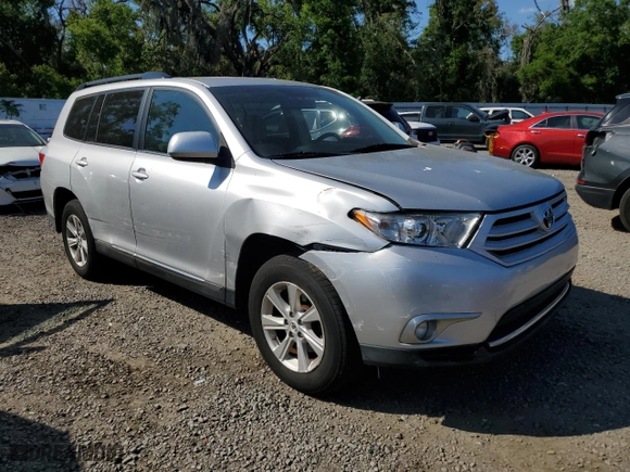 2011 Toyota Highlander with VIN 5TDZA3EH5BS010561, listed as a Copart auction lot 50396555 with 190,425 mi miles and Salvage Title. Bid and sale history available at carsss.com. Image 4.