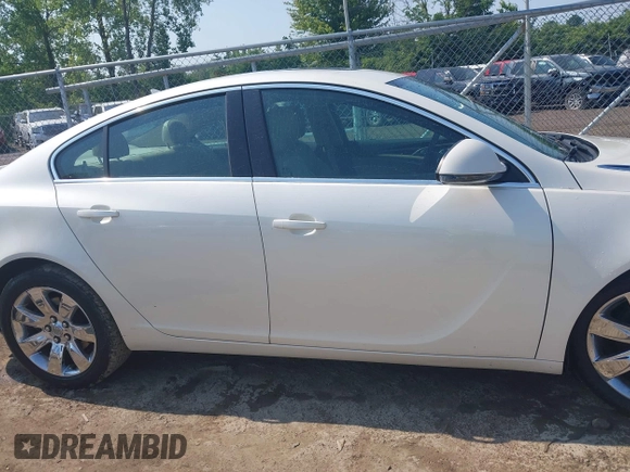 2014 Buick Regal z VIN 2G4GK5EX3E9322085, wystawiony jako IAAI lot #42450988 z przebiegiem 106 820 mil mil oraz . Historia ofert i sprzedaży dostępna na DreamBid. Obrazek 13.
