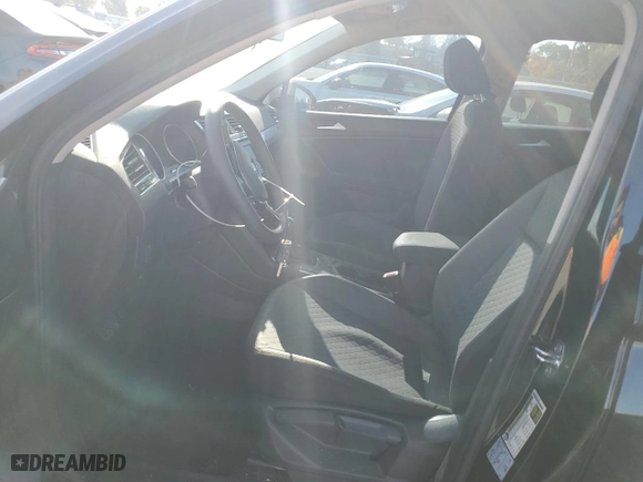 2021 Volkswagen Tiguan S with VIN 3VV1B7AX8MM032623, listed as a Copart auction lot 83112844 with 50,444 mi miles and Salvage Title. Bid and sale history available at carsss.com. Image 7.