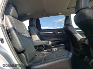 2017 Toyota Highlander XLE with VIN 5TDJZRFH7HS480171, listed as a Copart auction lot 51065085 with 107,334 mi miles and Salvage Title. Bid and sale history available at carsss.com. Image 11.
