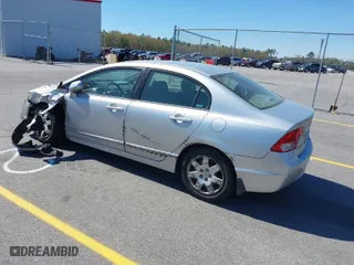 2009 Honda Civic Sdn LX with VIN 2HGFA16589H309581, listed as a IAAI auction lot 41825468 with 110,986 mi miles. Bid and sale history available at carsss.com. Image 3.