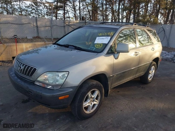 2001 Lexus RX 300 with VIN JTJHF10U810221788, listed as a IAAI auction lot 41606372 with 160,592 mi miles. Bid and sale history available at carsss.com. Image 2.