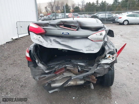 2014 Ford Focus SE with VIN 1FADP3F22EL110079, listed as a IAAI auction lot 41461344 with 201,230 mi miles. Bid and sale history available at carsss.com. Image 16.