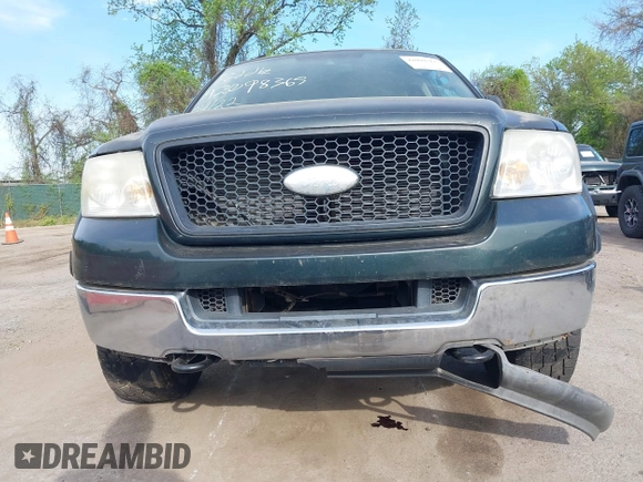 2005 Ford F-150 XLT with VIN 1FTPX14555NA51705, listed as a IAAI auction lot 42098365 with 162,409 mi miles. Bid and sale history available at carsss.com. Image 6.