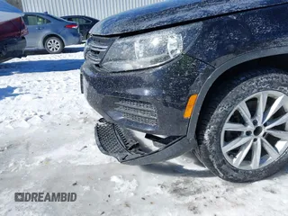 2017 Volkswagen Tiguan S with VIN WVGBV7AX7HK049500, listed as a IAAI auction lot 41632573 with 83,362 mi miles and . Bid and sale history available at DreamBid. Image 18.