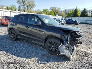 2023 Mitsubishi Outlander ES z VIN JA4ARUAU6PU000245, wystawiony jako Copart lot #56297065 z przebiegiem 34 145 mil mil oraz Szkody całkowita. Historia ofert i sprzedaży dostępna na DreamBid. Obrazek 4.
