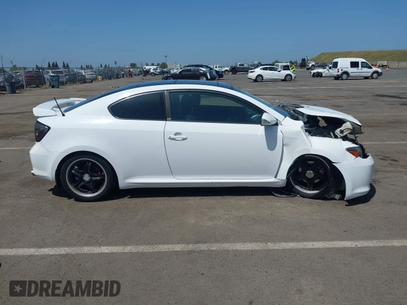 2006 Scion tC with VIN JTKDE167160120517, listed as a IAAI auction lot 42111042 with 174,220 mi miles. Bid and sale history available at carsss.com. Image 14.