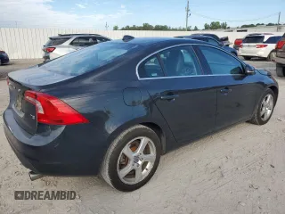 2013 Volvo S60 T5 Premier with VIN YV1612FS8D2232393, listed as a Copart auction lot 70496974 with 132,930 mi miles and Clean Title. Bid and sale history available at carsss.com. Image 3.