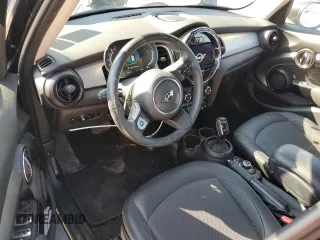 2022 MINI Hardtop 4 Door Cooper z VIN WMW33DK07N2S31091, wystawiony jako Copart lot #76102994 z przebiegiem 14 554 mil mil oraz Szkoda całkowita • Salvage title. Historia ofert i sprzedaży dostępna na DreamBid. Obrazek 8.