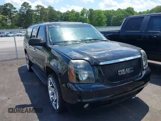 2007 GMC Yukon XL SLE z VIN 1GKFC16J77R340117, wystawiony jako IAAI lot #42273605 z przebiegiem 225 427 mil mil oraz . Historia ofert i sprzedaży dostępna na DreamBid. Obrazek 1.