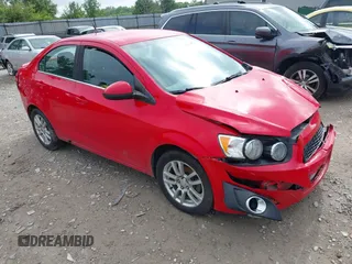 2014 Chevrolet Sonic LT с VIN 1G1JC5SH7E4149946, выставлен на аукционе IAAI как лот 42440713 с пробегом 187 158 миль миль и . История ставок и продаж доступна на DreamBid. Изображение 1.