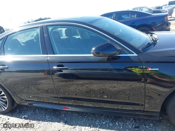 2016 Audi A6 3.0T Premium Plus with VIN WAUFGAFCXGN003236, listed as a IAAI auction lot 41607189 with NaN miles. Bid and sale history available at carsss.com. Image 13.
