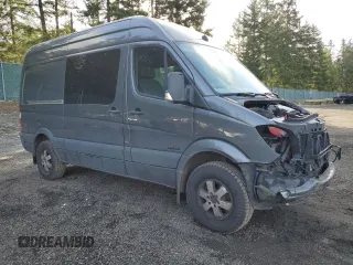 2015 Mercedes-Benz Sprinter Crew with VIN WD4PE7DC0FP171379, listed as a Copart auction lot 48036415 with 74,236 mi miles and Salvage Title. Bid and sale history available at carsss.com. Image 4.