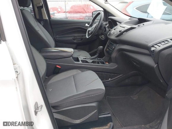 2017 Ford Escape SE with VIN 1FMCU0GD6HUB05121, listed as a IAAI auction lot 41921703 with 115,394 mi miles. Bid and sale history available at carsss.com. Image 5.