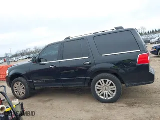 2012 Lincoln Navigator with VIN 5LMJJ2J50CEL05439, listed as a IAAI auction lot 41516644 with 173,183 mi miles. Bid and sale history available at carsss.com. Image 14.