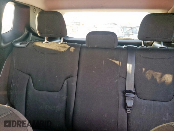 2015 Jeep Renegade Latitude with VIN ZACCJABT9FPB37819, listed as a Copart auction lot 52255935 with 136,830 mi miles and Salvage Title. Bid and sale history available at DreamBid. Image 10.