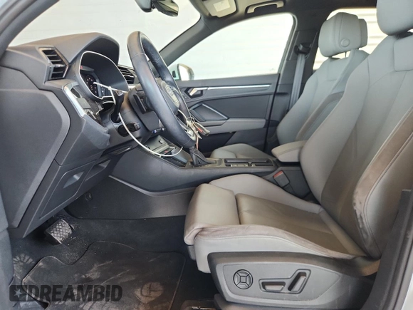 2021 Audi Q3 S line Premium Plus with VIN WA1EECF37M1124299, listed as a Copart auction lot 59994915 with 27,800 mi miles and Salvage title. Bid and sale history available at DreamBid. Image 7.
