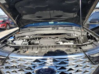 2024 Ford Explorer Platinum with VIN 1FM5K8HC8RGA40565, listed as a Copart auction lot 82205404 with 6,076 mi miles and Salvage Title. Bid and sale history available at carsss.com. Image 11.