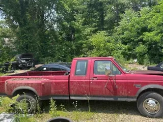 1995 Ford F-350 с VIN 1FTJX35F5SKA30133, выставлен на аукционе Copart как лот 60016495 с пробегом Не указан миль и Чистый • Clean title. История ставок и продаж доступна на DreamBid. Изображение 9.