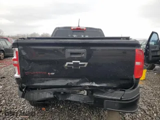 2019 Chevrolet Colorado 2WD LT with VIN 1GCGSCEN7K1196398, listed as a Copart auction lot 43614005 with 31,829 mi miles and Salvage Title. Bid and sale history available at carsss.com. Image 6.