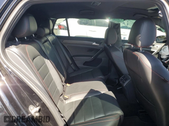 2018 Volkswagen Golf GTI S с VIN 3VW447AU6JM283158, выставлен на аукционе Copart как лот 55303065 с пробегом 70 077 миль миль и Списание • Salvage title. История ставок и продаж доступна на DreamBid. Изображение 10.