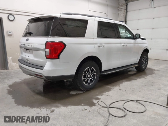 2023 Ford Expedition XLT with VIN 1FMJU1J83PEA51200, listed as a IAAI auction lot 42309932 with 43,965 mi miles and . Bid and sale history available at DreamBid. Image 4.