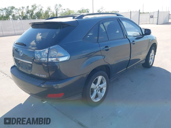 2004 Lexus RX with VIN JTJGA31U240020994, listed as a IAAI auction lot 40697921 with 213,799 mi miles. Bid and sale history available at carsss.com. Image 4.