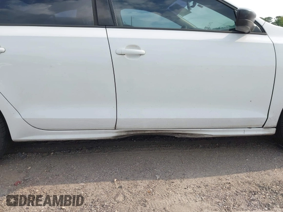 2014 Volkswagen Jetta S with VIN 3VW2K7AJ3EM294563, listed as a IAAI auction lot 42584163 with 149,769 mi miles and . Bid and sale history available at DreamBid. Image 14.