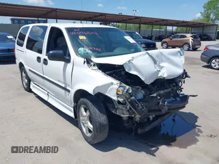 2008 Chevrolet Uplander LS Fleet z VIN 1GBDV13W48D100037, wystawiony jako IAAI lot #42096303 z przebiegiem 176 590 mil mil oraz . Historia ofert i sprzedaży dostępna na DreamBid. Obrazek 1.